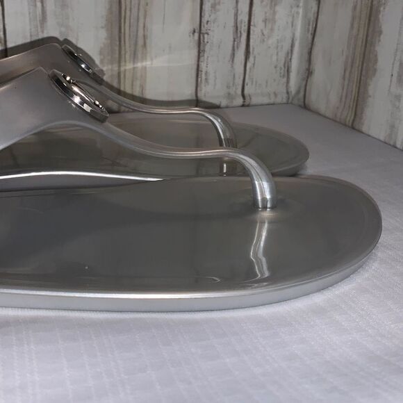 Michael Kors Silver Jelly Thong Sandals Size 6R - Picture 3 of 16